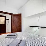 Bragora Smoochy Attic Venice